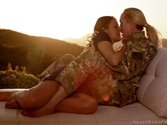 Stellung 69, Grosse titten, Vollbusig, Fetisch, Hardcore, Lesbisch, Lecken, Natürlichen titten