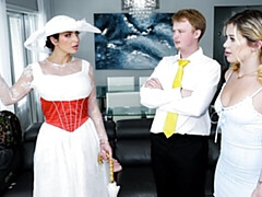 Большая жопа, Большой член, Большие сиськи, Минет, Брюнетки, Собачьи, Вчетвером, Милф