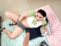 18 años, Dormitorio, Mamada, Morena, Divertido, Afeitado, Adolescente, Tetas