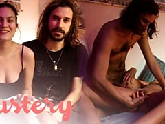 Verga grande, Morena, Clitoris, Penetracion con dedos, Italiano, Aceite, Pov, Afeitado