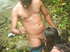 Hardcore, Indisch, Buiten