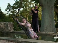 Schwarz, Blondine, Fesselspiele, Domination, Füsse, Höschen, Tätowierung, Titten