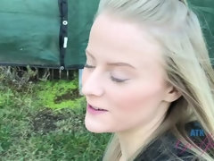 Leie, Grosser arsch, Blondine, Freundin, Zierlich, Muschi, Rasiert, Titten