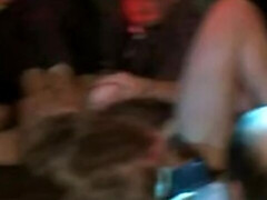 In den arsch, Arsch, Grosse titten, Fingern, Faustfick, Hd, Muschi, Sich ausziehen