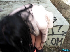 Amateur, Noire, Sucer une bite, Queue, Seins naturels, De plein air, Piercing, Pov