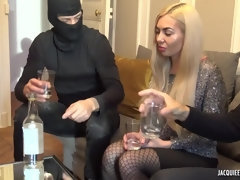 In den arsch, Arsch, Blasen, Vollbusig, Schwanz, Gruppe, Hardcore, Milf