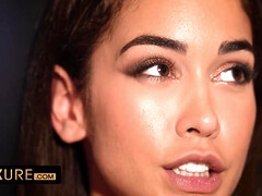 Большая жопа, Большой член, Брюнетки, Классика, Огромные размеры, Мамочка, Втроем, Сиськи