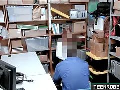 Grote lul, Hondjeshouding, Monster, Natuurlijke tieten, Kantoor, Politie, Roodharige vrouw, Tiener