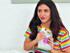 Grosse bite, Gros seins, Attrapée, Lesbienne, Massage, Huilée, Plan cul à trois, Nénés