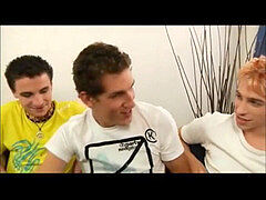 Sucer une bite, Homosexuelle, Branlette thaïlandaise