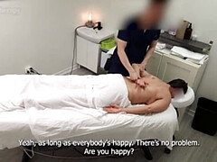 デカパイ, 自家製, 人妻の, 異人種間, キス, マッサージ, オイル, オッパイの