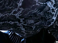 Leie, In den arsch, Zierlich, Rau, Schlampe, Tätowierung, Titten, Ehefrau