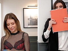 Anal, Gros cul, Grosse bite, Sucer une bite, En levrette, Cheveux courts, Maigrichonne, Adolescente