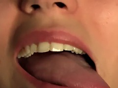 Sasha foxx mouth tour
