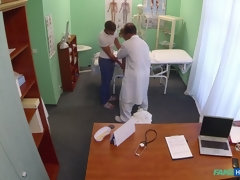 Leie, Spermaladung, Handjob, Krankenschwester, Büro, Muschi, Schlucken, Zug