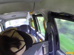 フェラチオ, 顔射, 指いじり, 手コキする, なめる, アウトドア, コキ, スパンキング