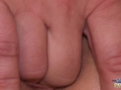 デカパイ, フェラチオ, 茶髪の, 手コキする, キス, 自然山雀, ゴックンする, ティーン