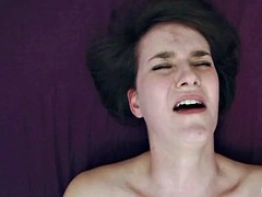 Amateur Girl Reaches Her First Pussy Orgasm