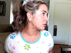 Culo grande, Garganta profunda, Corridas faciales, Fetiche, Tetas naturales, Pov, Tatuaje, Tetas