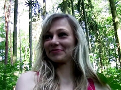 Blondine, Blasen, Hundestellung, Aufs gesicht abspritzen, Hd, Natürlichen titten, Im freien