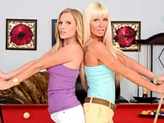 69, Gros seins, Blonde, Brunette brune, Fête, Rousse roux, Nénés, Jouets