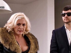 Sperma, Man die toekijkt, Rijpe lesbienne, Natuurlijke tieten, Gezichtspunt, Kut duiken, Geschoren, Maagd