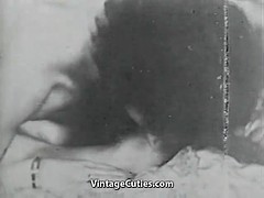 Horny Lesbian Loves Her Big Dildo (1920s Vintage)
