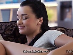 18 летние, Брюнетки, Европейки, Хд, Лизание, Киски, Молоденькие