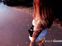 フェラチオ, 口内発射, ドイツ人, 眼鏡, 淫乱熟女, ハメ撮り, 公共, タトゥー