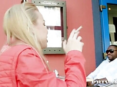 Анальный секс, Семяизвержение, Европейки, Секс без цензуры, Межрасовый секс, Лизание, Оргии, Киски