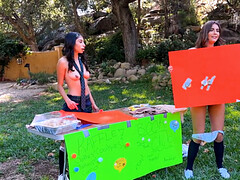 18 летние, Брюнетки, Молоденькие, Втроем, Сиськи