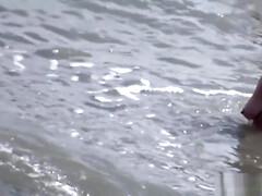 Enthousiasteling, Diep in de keel, Moeder die ik wil neuken, Natuurlijk, Tepels, Orgasme, Openbaar, Tieten likken