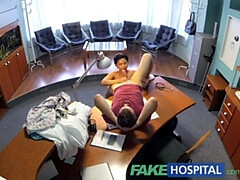 Culo grande, Mamada, Médico, Sexo duro, Tetas naturales, Realidad, Afeitado, Uniforme