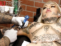 Amber Luke and Amber B's toy clip by AltErotic