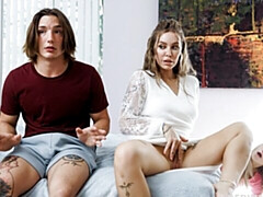 18 jahre, Grosser schwanz, Grosse titten, Blasen, Hundestellung, Frau frau mann, Dürr, Jungendliche (18+)