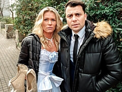 Blond, Brijd, Man die toekijkt, Moeder die ik wil neuken, Geld, Gezichtspunt, Realiteit, Ruw