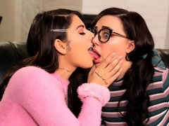 69 negenenzestig, Kont, Grote kont, Zoenen, Likken, Kut duiken, Strippen, Tiener