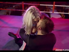 Grosser schwanz, Grosse titten, Blasen, Spermaladung, Hundestellung, Hd, Milf, Natürlichen titten