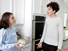 Arsch, Grosser schwanz, Blasen, Natürlichen titten, Zierlich, Dürr, Jungendliche (18+), Titten