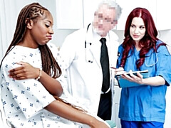 Grosser arsch, Grosser schwanz, Blasen, Hundestellung, Interrassisch, Natürlichen titten, Jungendliche (18+), Titten