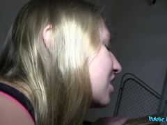 Leie, Blasen, Spermaladung, Hundestellung, Aufs gesicht abspritzen, Im freien, Pov, Öffentlich