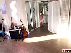 Gros seins, Sucer une bite, Femme couguar, Hd, Mature, Mère que j'aimerais baiser, Maman, Sous la jupe