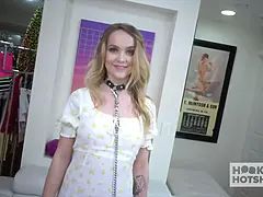 Grosser arsch, Blondine, Blasen, Kehlenfick, Hd, Lecken, Rau, Schreiend