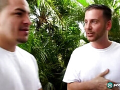 Gros seins, Sucer une bite, Tir de sperme, Branlette thaïlandaise, Hard, Hd, Énorme, Nénés