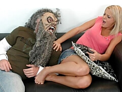 Gros cul, Grosse bite, Gros seins, Blonde, Sucer une bite, En levrette, Mère que j'aimerais baiser