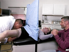 Grosser arsch, Grosse titten, Braunhaarige, Vollbusig, Hardcore, Milf, Natürlichen titten, Titten