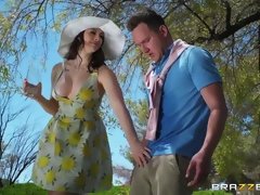 Tussi, Grosser arsch, Blasen, Braunhaarige, Strumpfhose, Muschi, Rasiert, Dusche