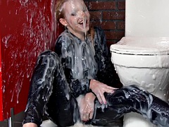 Lieveling, Blond, Sperma, Sperma shot, Fetisj, Handbeurt, Verassing