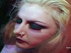 Tussi, Grosse titten, Blondine, Blasen, Britisch, Besamung, Fetisch, Milf