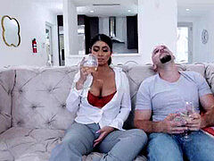 Enthousiasteling, Pijpbeurt, Bruinharig, Sperma in gezicht, Vingeren, Likken, Tiener